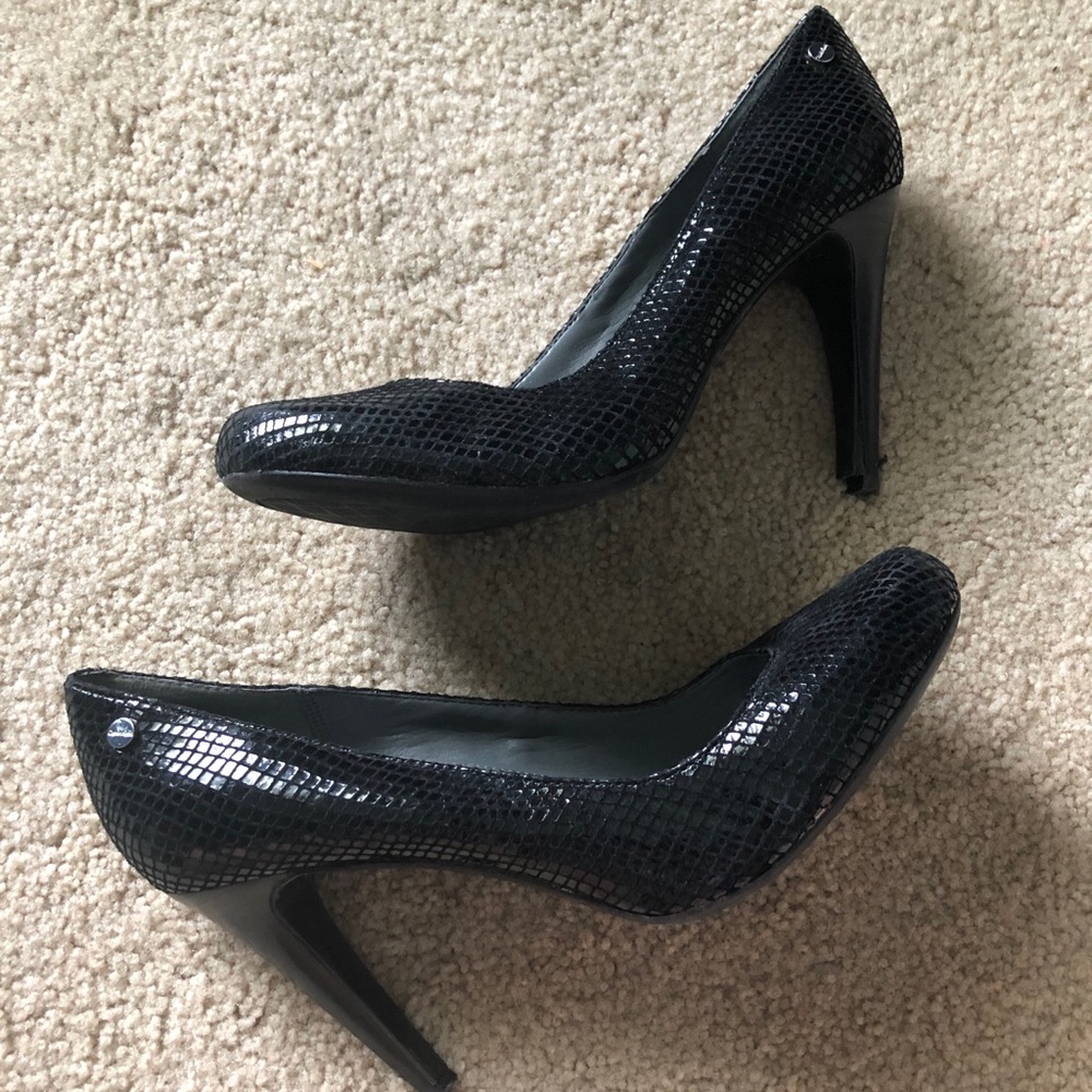 🟥Calvin Klein heels🟥